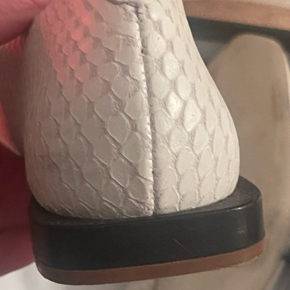 Nwt in  box Saks fifth Avenue loafers sz9 - Picture 7 of 8